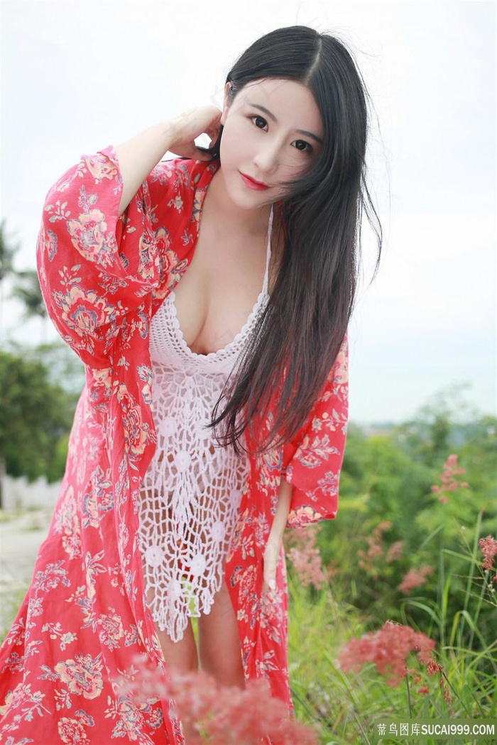 淑芬两腿中间又痒了